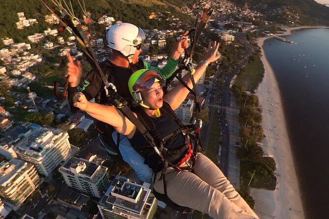 Tandem Paragliding Flight Experience in Niterói - RJ - What You’ll See From Above