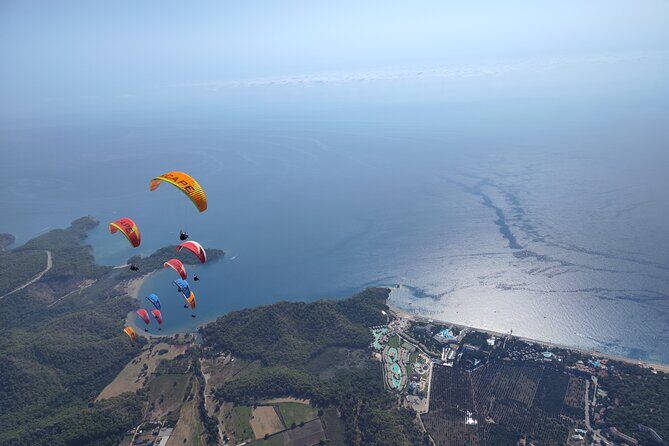 Tandem Paragliding Flight with Cable Car Transfer to Kemer Region - A Detailed Look at the Paragliding Experience