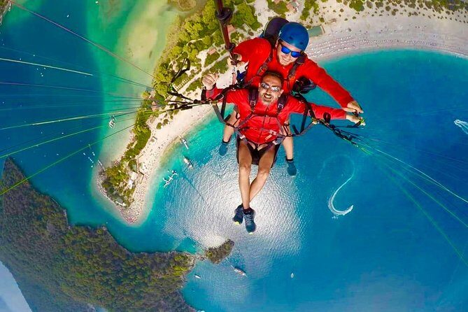 Tandem Paragliding Over The Blue Lagoon in Fethiye - FAQ