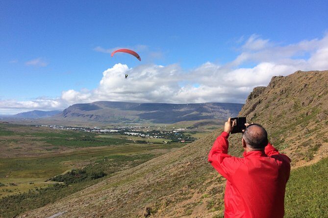 Tandem Paragliding over the Rugged Lava Fields at Blue Mountains - Capture the Moment