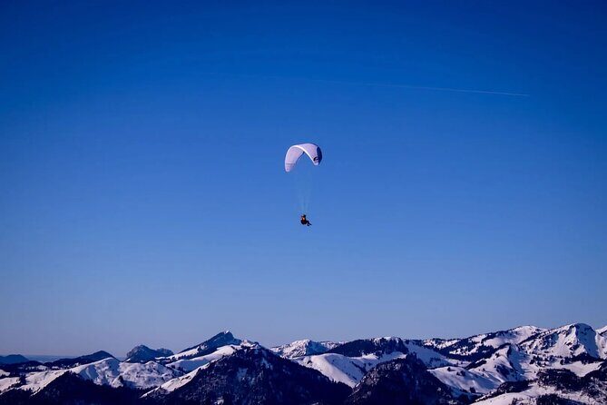 Tandem Paragliding St. Johann in Tyrol - Soaring Above the Austrian Alps: Tandem Paragliding in St. Johann in Tirol