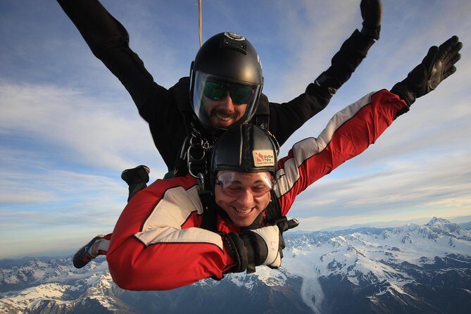 Tandem Skydive 10,000ft from Franz Josef - Who Is This Tour Best For?