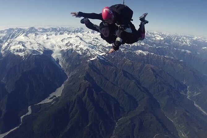Tandem Skydive 18,000ft from Franz Josef - Who This Tour Is Best For