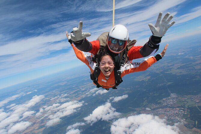 Tandem Skydiving in Prague - Tandem Jump with transfers! - What to Expect from Your Prague Skydiving Adventure