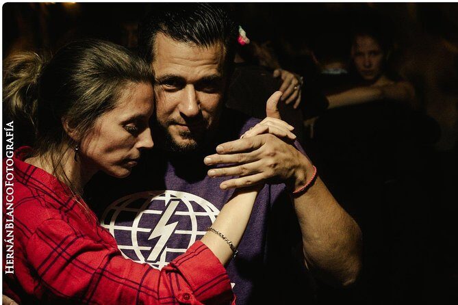 Tango Lesson and Wine Tasting in Buenos Aires, Argentina - A Fun and Authentic Taste of Buenos Aires: Tango Lesson and Wine Tasting