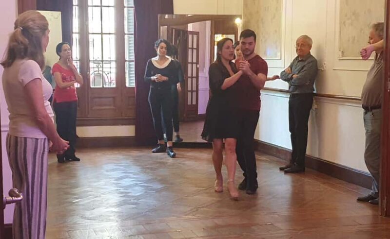 Tango Lesson in Buenos Aires with professional dancers - FAQ: All You Need to Know