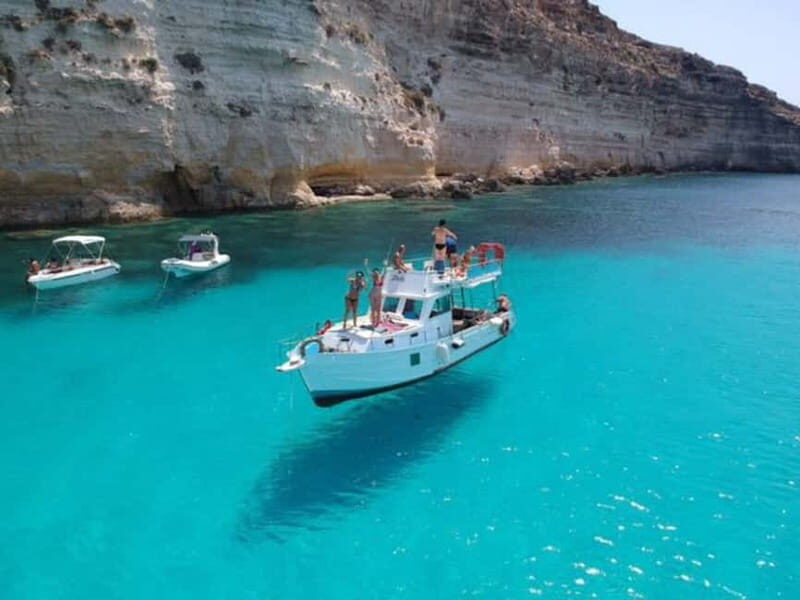 Taormina: Boat Tour with Aperitif on Isola Bella - Who Should Consider This Tour?