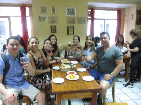 Tapas and history tour ending with churros with chocolate - Practical Considerations