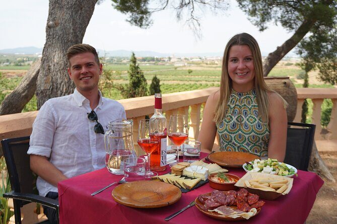 Tapas in the vineyards - A Well-Curated Journey into Valencia’s Vineyards
