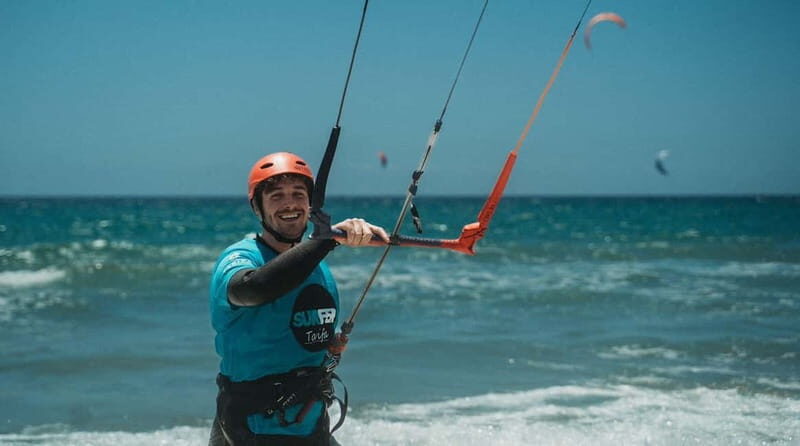 Tarifa: Private kitelessons in Tarifa - Experience the Waves: Private Kitesurf Lessons in Tarifa