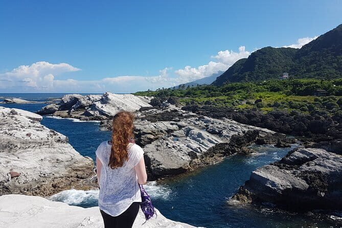 Taroko, Qingshui Cliff, Xincheng Old Street & Qixingtan Day Tour - FAQs