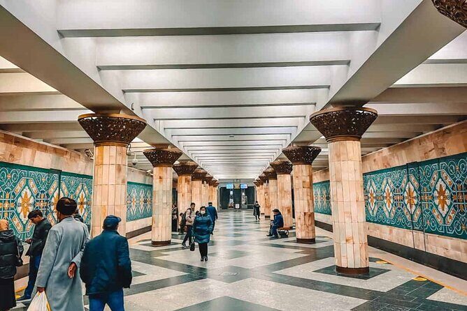 Tashkent Soviet Architecture (Modernism) and Subway station tour. - What We Think About the Experience