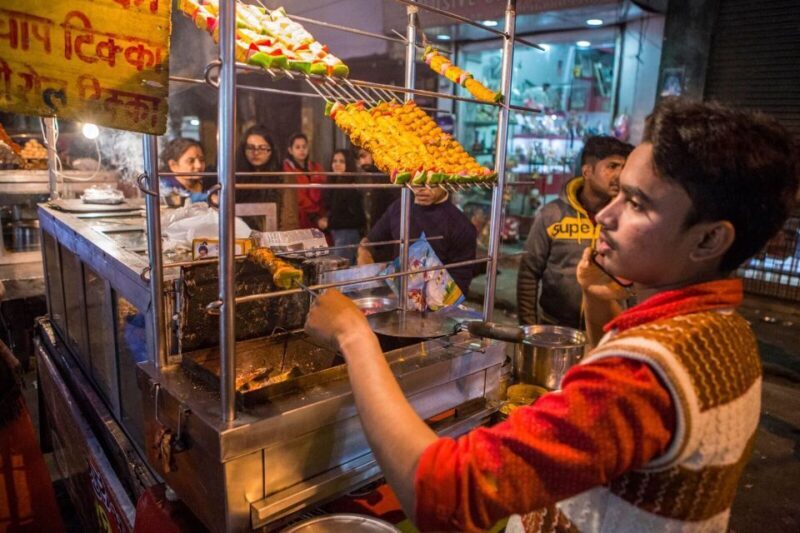 Taste Delhi: Street Food, Rickshaw & Market Walk - Key Points