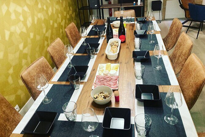 Taste Lyons Local Wines & Explore Hidden Traboules - FAQ