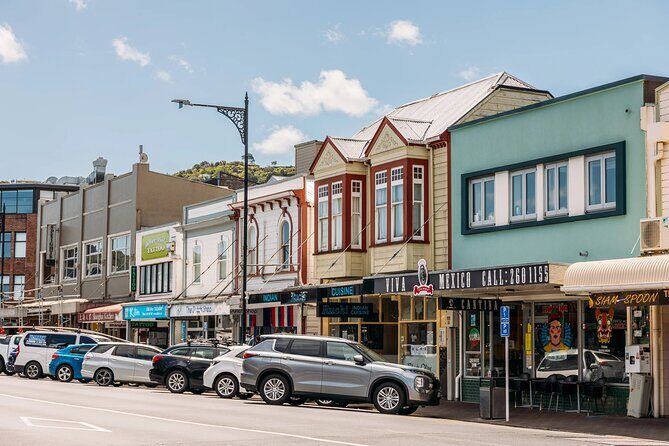 Taste of Petone: Wellingtons Half-Day Gourmet Tour - Indulging in Chocolate at The Chocolate Story