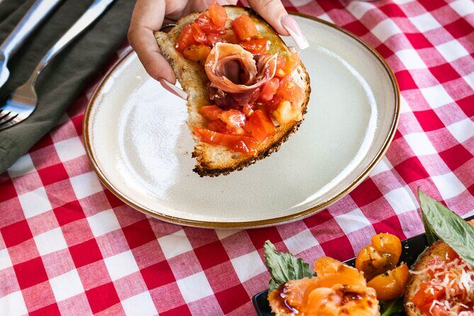 Taste of Pietermaai: Self-Guided Food & Culture Tour - Key Points