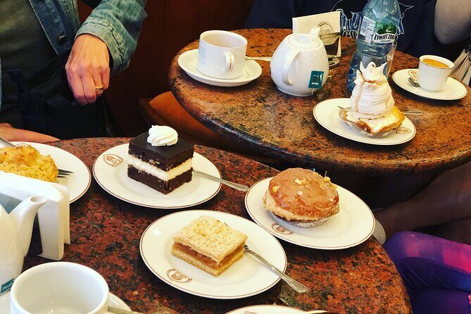 Taste of Poland - Old Town food tour and guided walk in one - A Deep Dive into the Warsaw Old Town Food Tour