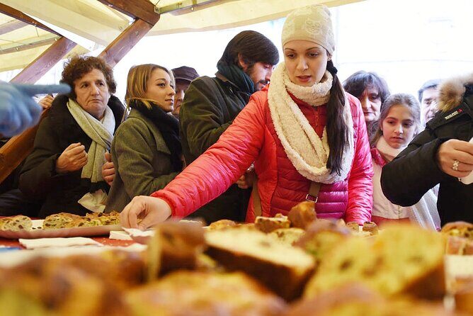 Taste Perugia: A Full Meal Walking Food Tour by Do Eat Better - Exploring Perugia with Taste Perugia: A Full Meal Walking Food Tour