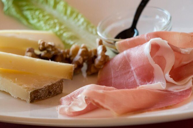 Taste Perugia Food Tour Led by Local - The Practical Details: Navigating the Tour