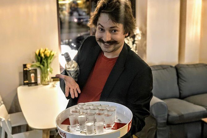 Taste the Best Polish Vodkas in Warsaw with a local Expert - Detailed Breakdown of the Itinerary and Experience