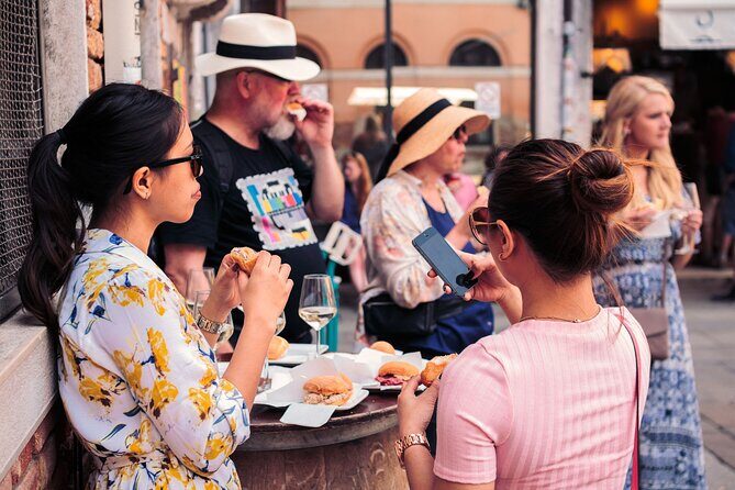 Tastes & Traditions of Venice: Food Tour with Rialto Market Visit - Exploring Venice’s Food and Flavors: Tastes & Traditions of Venice Tour