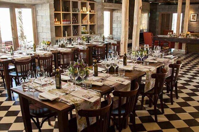 Tasting The Enemy + Lunch Santa Julia. Private transfer - Mendoza Wine Tour: Tasting The Enemy + Lunch Santa Julia with Private Transfer