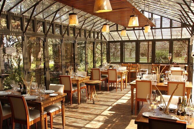 Tasting The Enemy + Lunch Santa Julia. Private transfer - Key Points