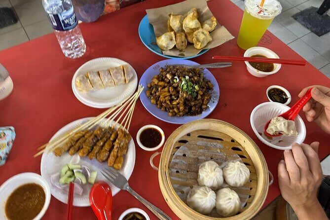 Tasting Trails: Chinatown, Little India & Kampong Glam, Haji Lane - Who Should Book This Tour?