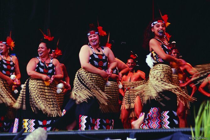Tauranga Private Excursion: Rotorua -Te Puia-Geysers & Kiwi's - Who Is This Tour Best For?