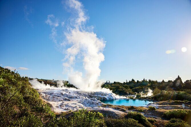 Tauranga Shore Excursion: Rotorua Highlights - Rotorua’s Historic and Scenic Cornerstones