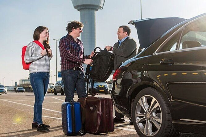 Taxi Heathrow Airport To or From London (standard car) - Seamless Heathrow to London Transfers in Comfort and Style
