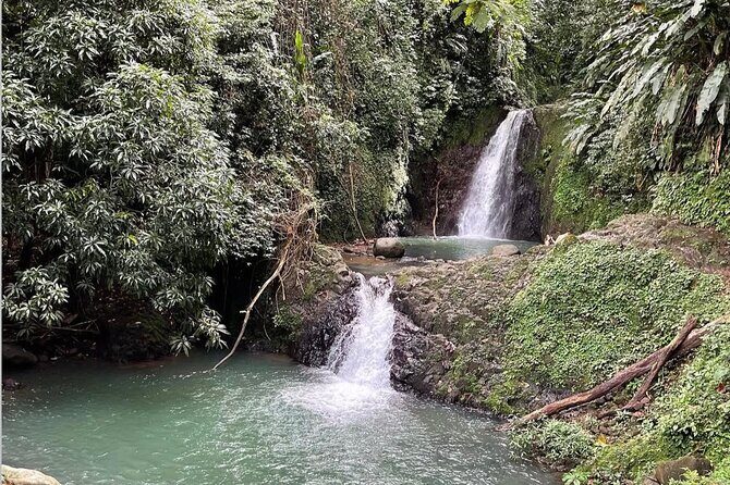 Taxi & Tours in Grenada , Chocolate factory, & more. - Key Points