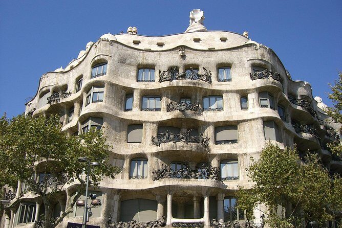 Taxi Transport from Barcelona airport to hotel - Final Thoughts: Is This Transfer Right for You?
