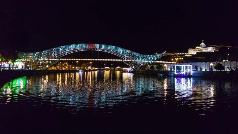 Tbilisi: 2-hours Midnight Express Guided Tour - A Deep Dive into the Tbilisi Midnight Walk