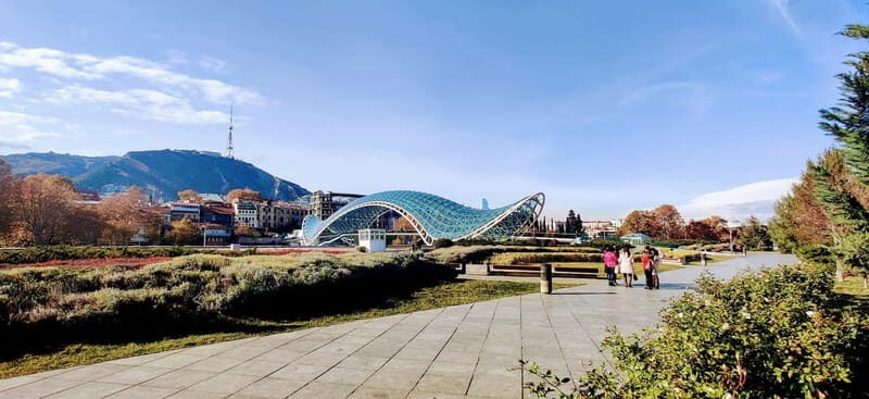 Tbilisi: 4 Bridges Walking Tour w/ Wine Ice Cream & Lemonade - Key Points