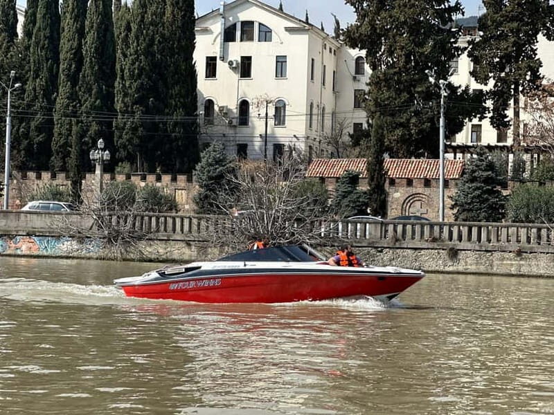 Tbilisi Boat Tour: Private Exciting Boat Trip in Old City - Exploring the Tbilisi River Boat Tour in Detail