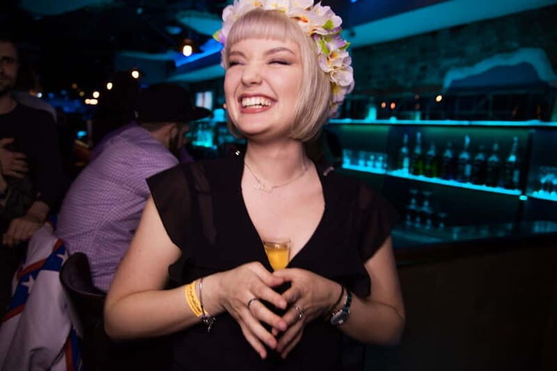 Tbilisi: City Pub Crawl with welcome shots in game format - Key Points