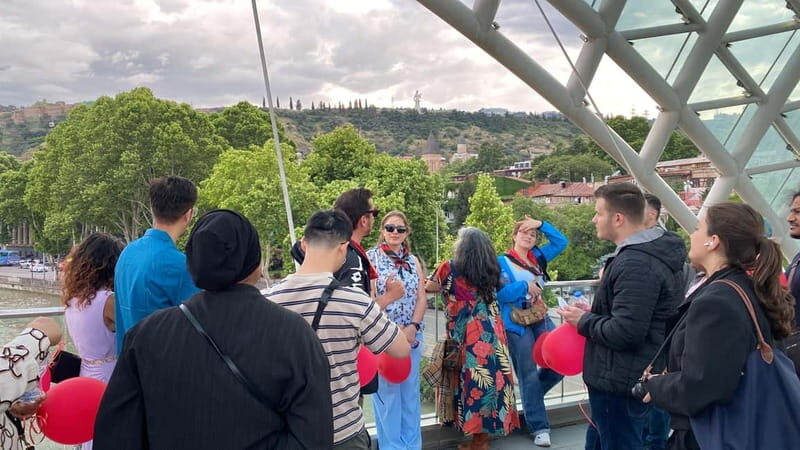Tbilisi: Evening Walking Tour with Optional Wine & Boat Ride - Shardeni Street: The Cultural Heartbeat