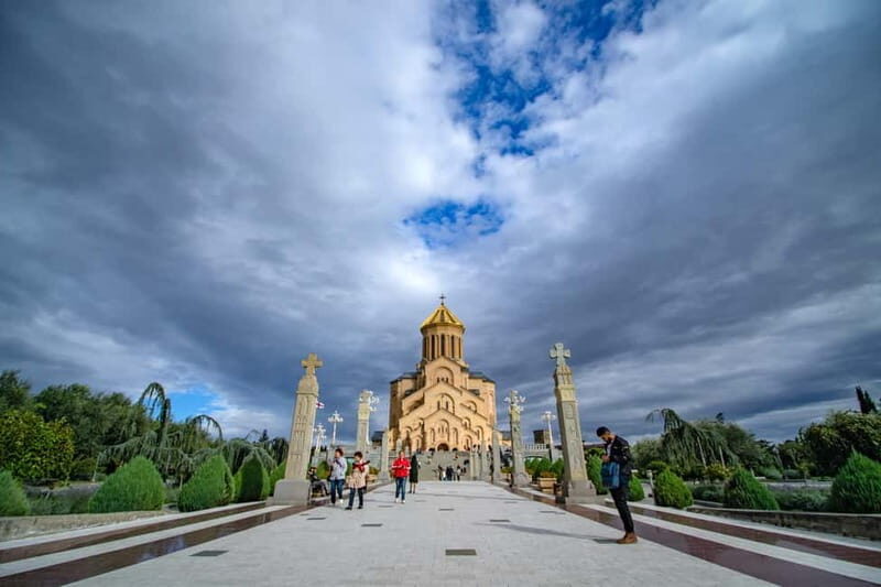 Tbilisi: Holy Trinity Cathedral Express Guided Tour - Key Points