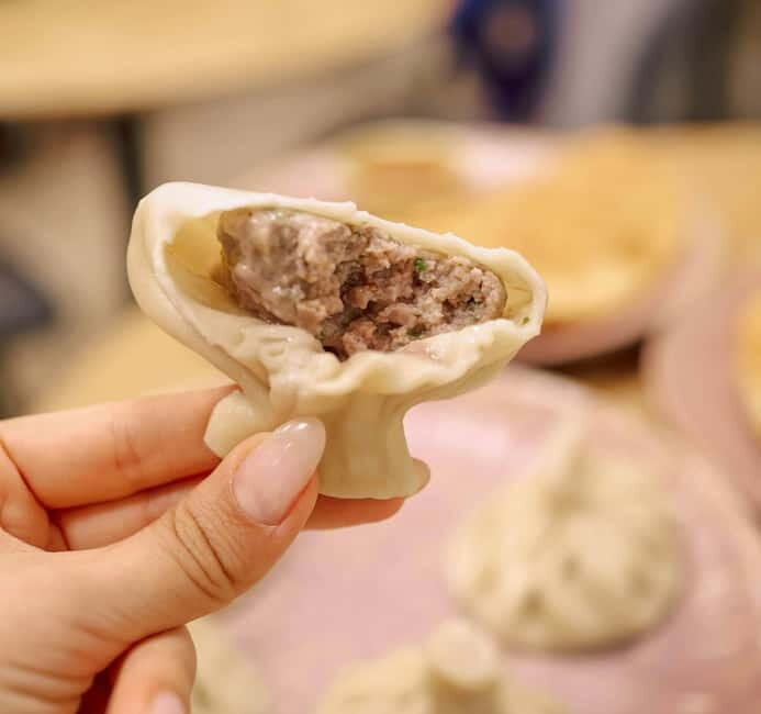 Tbilisi: Khinkali Tasting Lunch with Local Drinks and Pickup - What Makes This Tour Stand Out