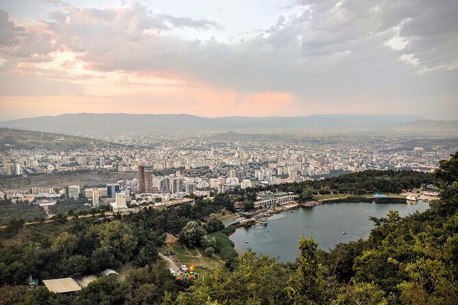 Tbilisi Lakes and Sightseeing tour - An In-Depth Look at the Tbilisi Lakes and Sightseeing Tour