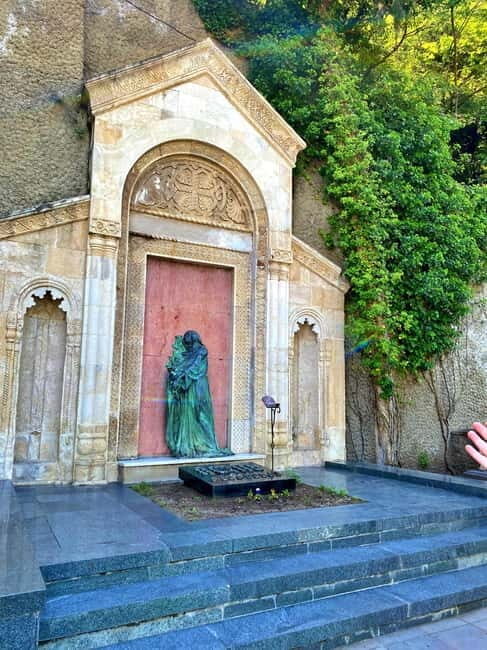 Tbilisi: Mystical Sololaki District and Vera Cemetery Tour - Final Thoughts