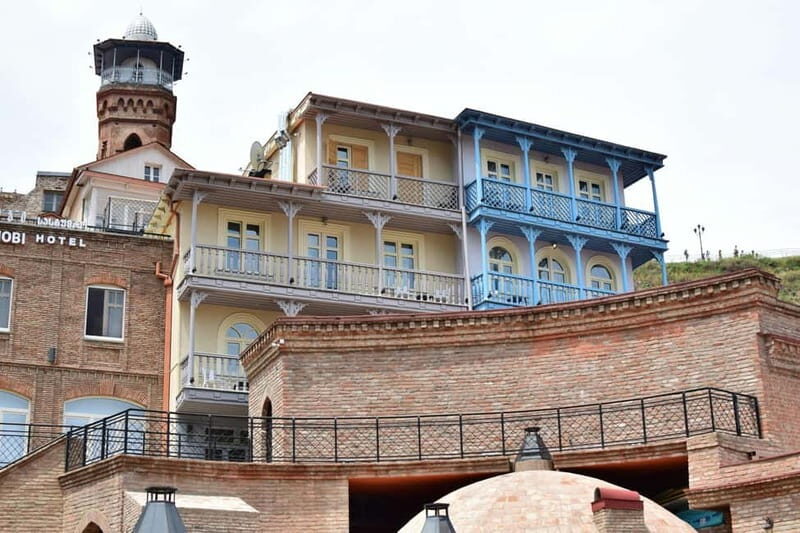 Tbilisi: Old & New city, Guided tour with 12 Tastings - Transportation and Group Size