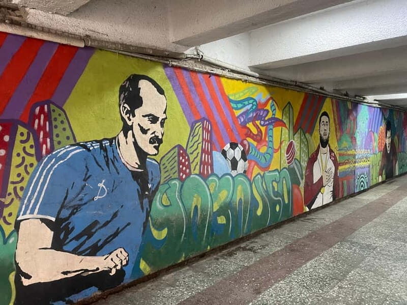 Tbilisi: Street Art and Graffiti Guided Walking Tour - Detailed Breakdown of the Tour Experience