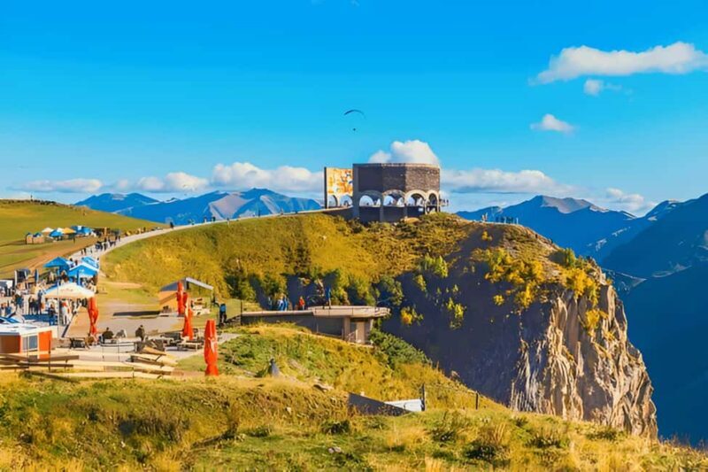 Tbilisi to Kazbegi Gudauri Ananuri Zhinvali Group GuidedTour - An Unforgettable Day in the Georgian Mountains