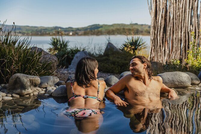 Te Puia and Polynesian Spa Day Tour from Auckland - Practical Details and What to Expect