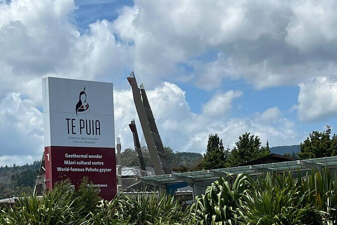 Te Puia And Redwood Park Day Trip Transport From Auckland - Starting Off: What’s Included in This Day Trip?