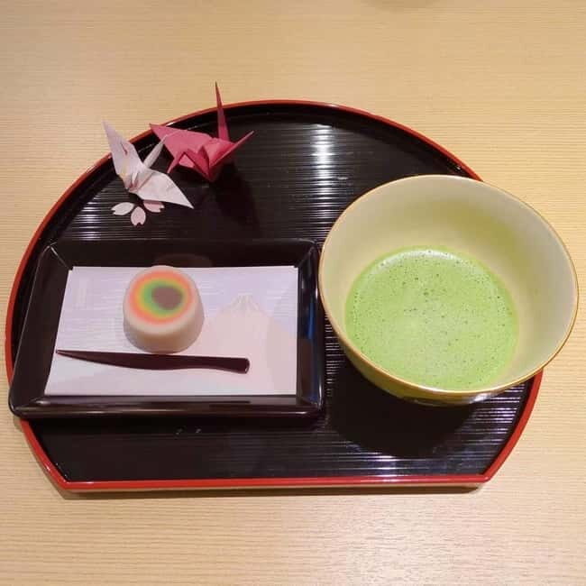 Tea ceremony experience in Japanese-style room 60min - Who Should Consider This Tour?