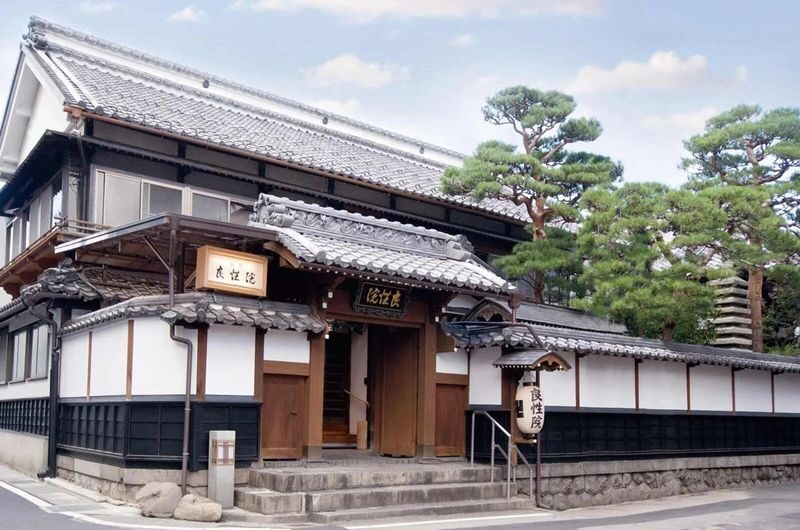 Tea Experience and Zenkoji Tour with Shukubo Temple Lodging Stay - Sleeping at a shukubo