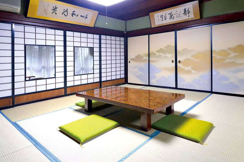 Tea Experience and Zenkoji Tour with Shukubo Temple Lodging Stay - What the price includes, and what it leaves out